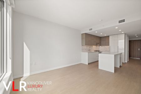 Condo in Burnaby, BC - Photo 4