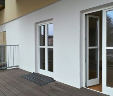 Bestlage-nahe Stadtzentrum, sanierte 2 ZI mit großem Balkon und Car... - Foto 6