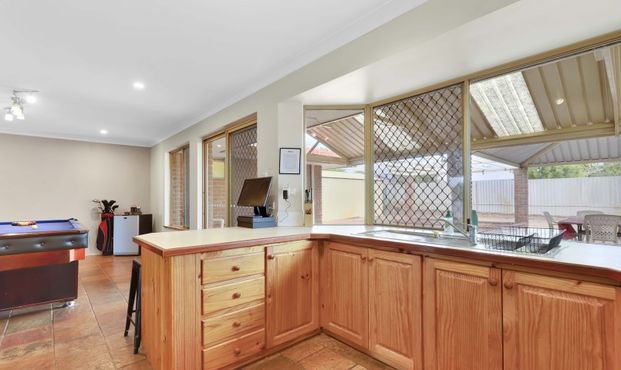 60 Forest Lakes Drive, Thornlie WA 6108 - House For Rent | Domain - Photo 1