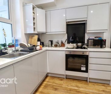 1 bedroom in a house share to rent - Photo 5