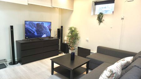 Varggropsvägen, Täby - Photo 2