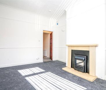 2 bedroom end of terrace house to rent - Photo 2