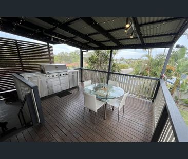 5 Nimbin Court, Everton Hills, Qld 4053 - Photo 2