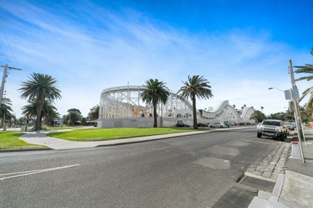 The heart of St Kilda - Photo 3