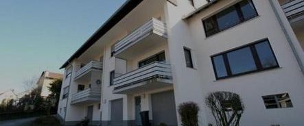 Zentral gelegene 2 Zimmer Wohnung mit Balkon und Garage - Photo 1