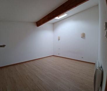 Location Appartement 3 pièces 72m² LEZIGNAN CORBIERES 11200 - Photo 5