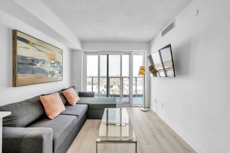 For Lease - 1010 Sandy Beach Road Unit# 2204, Pickering, Ontario - Photo 2