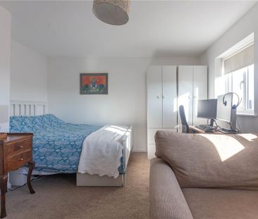 4 bedroom semi-detached house to rent - Photo 1