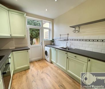 3 bedroom terraced house to rent - Photo 6