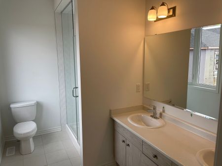 For Lease - 155 Rosenberg Way, Kitchener, Ontario - Photo 4