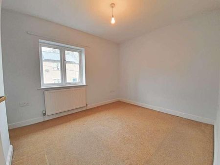 Fairfield Hill, Stowmarket, IP14 - Photo 2