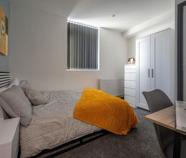 5 bedroom terraced house to rent - Photo 4