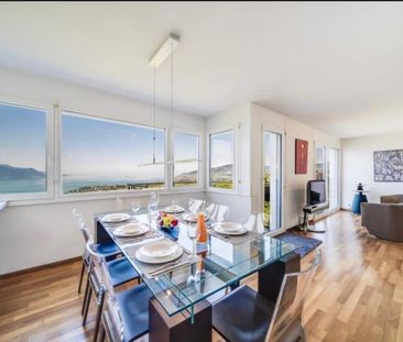 Vue panoramique – Spacieuse maison mitoyenne 5.5 pièces - Photo 2