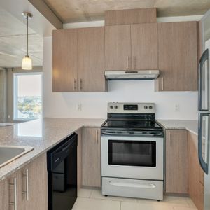 Magnifique Logement 2 Ch. Électro Inclus - Photo 3