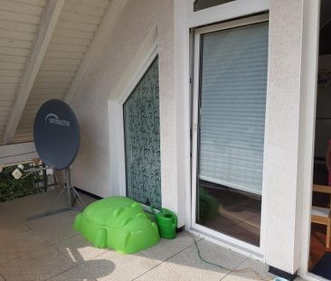 WBS erforderlich - Lichtdurchflutete, freundliche 3-Zimmer-Dachgesc... - Foto 1