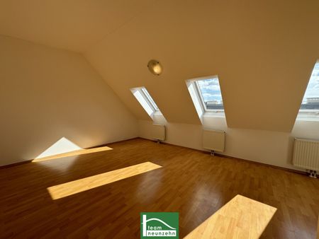 Lichtdurchflutete Dachgeschosswohnung ! – 2 Zimmer – U4,U6 Nähe - Photo 2