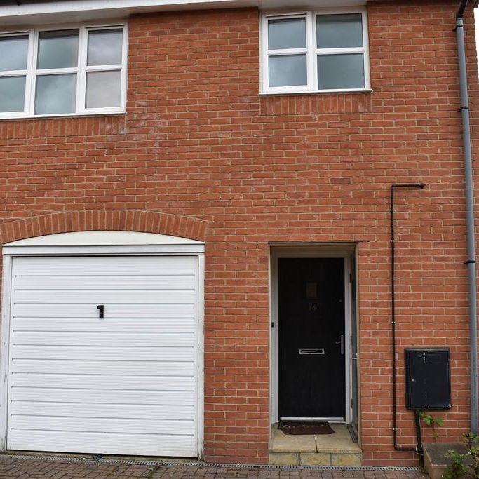 2 bedroom maisonette to rent - Photo 1
