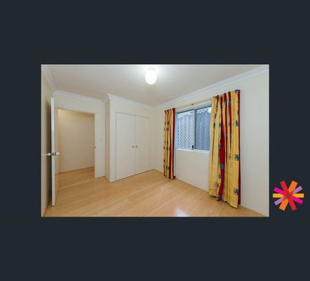 2/7 Leonard Street, Victoria Park, WA 6100 - Photo 2