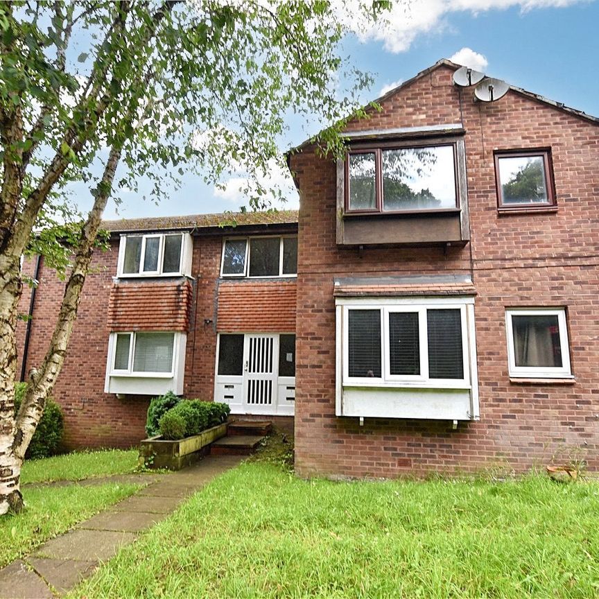 1, Walesby Court, Cookridge, Leeds, West Yorkshire, LS16 6RX - Photo 1