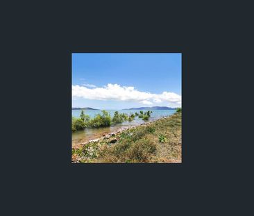 Townhouse living by the Esplanade - Photo 5