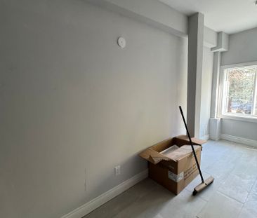 240 Blackburn - Photo 3