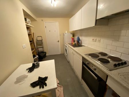 1 Bed Flat, The Peninsula Building, M7 - Photo 2