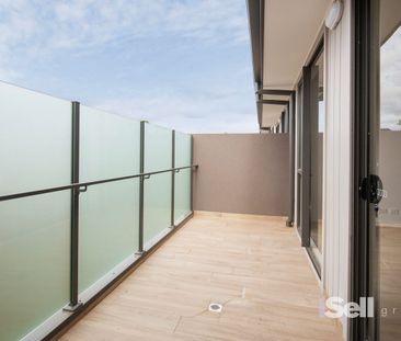 2/63 Royal Avenue, Springvale, Vic 3171 - Photo 3