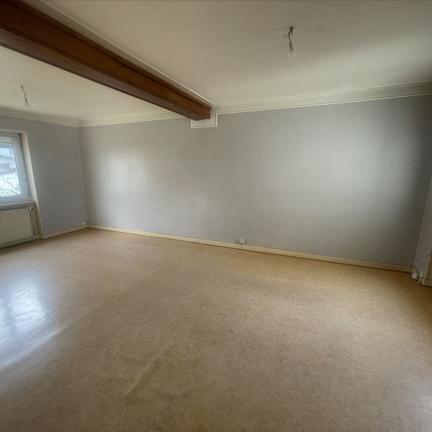 Location Appartement 2 pièces 67m² - Photo 1