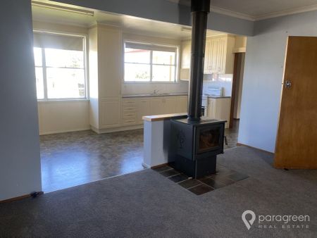 14 Gunn Street, TOORA VIC 3962 - Photo 4