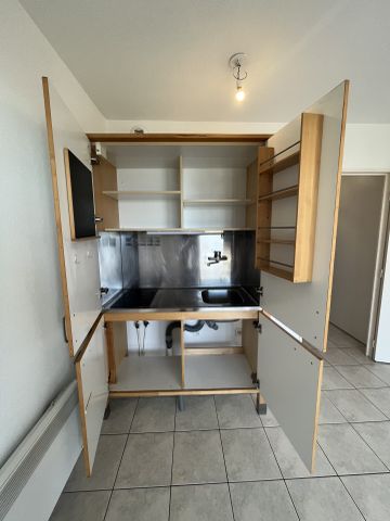 Location Appartement 1 pièce 21m² NICE 06200 - Photo 2