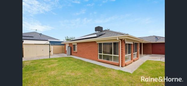 Large Family Home with Heating and Cooling - Photo 1