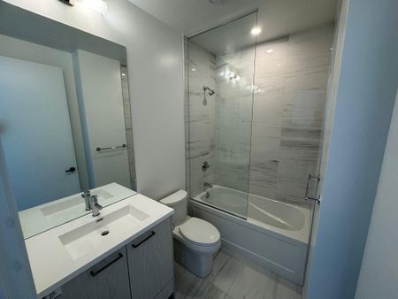 For Lease - 8 Interchange Way Unit# 2303, Vaughan, Ontario - Photo 3