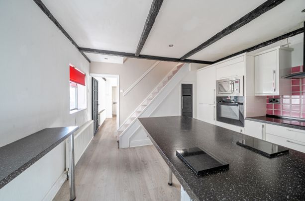 2 bedroom semi-detached house to rent - Photo 1