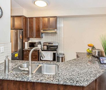 For Lease - 2449 MONTAGNE Avenue, Oakville, Ontario - Photo 3