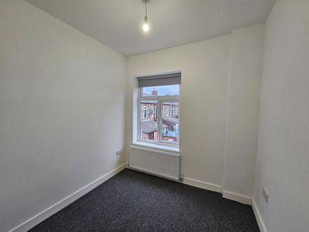 4 bedroom terraced house to rent - Photo 4