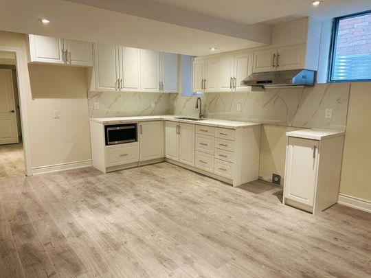 For Lease - 39 Lampman Crescent, Brampton, Ontario - Photo 1