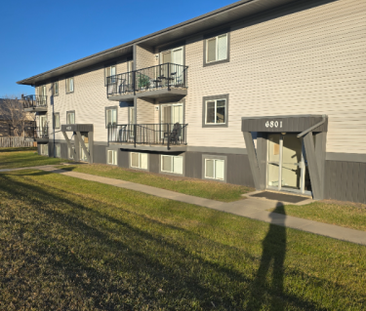 Modern Two Bedroom Unit on the North End - Photo 3