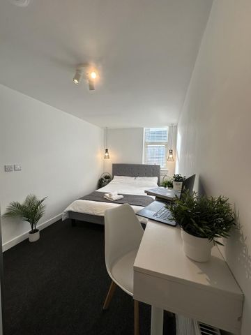 6 bedroom house of multiple occupation to rent - Photo 5
