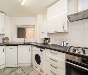 Trinity Road, SW19 8QT, London - Photo 4