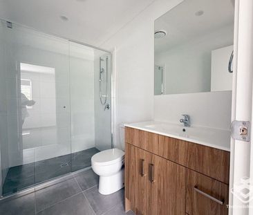 New Townhomes Air Conditioned Throughout - Photo 2