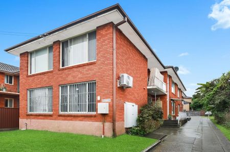 Private, Low-Maintenance Lifestyle - Photo 3