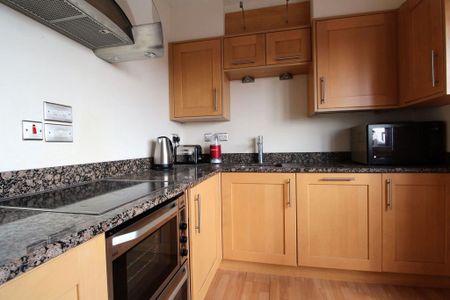 2 bedroom flat to rent - Photo 5