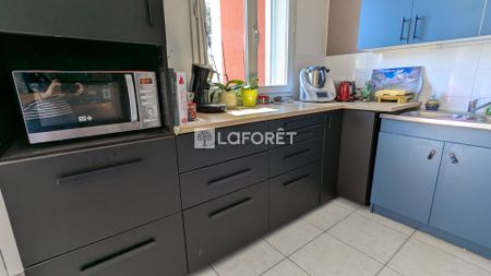 Apartment - Photo 2