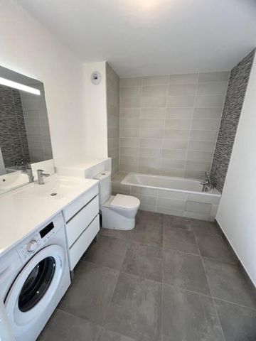 Location Appartement 1 pièce 35m² MONTEREAU FAULT YONNE 77130 - Photo 5