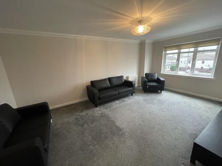 2 bedroom flat to rent - Photo 3