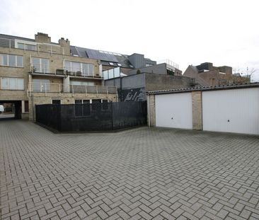 Een gezellig appartement op benedenverdieping vooraan - met garage - Photo 3