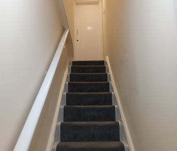 Studio Flat, Berrymead Gardens, W3 - Photo 4