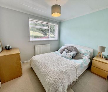 4 bedroom detached house to rent - Photo 4