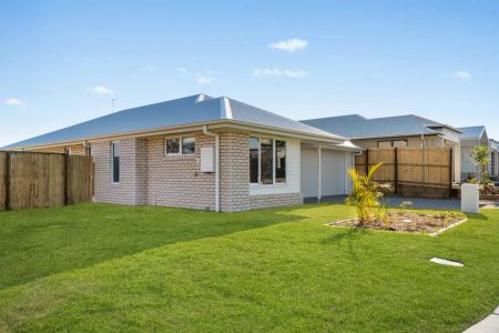 “BRAND NEW HOME WITH LARGE YARD & AIR-CONDITIONING!” - Photo 5