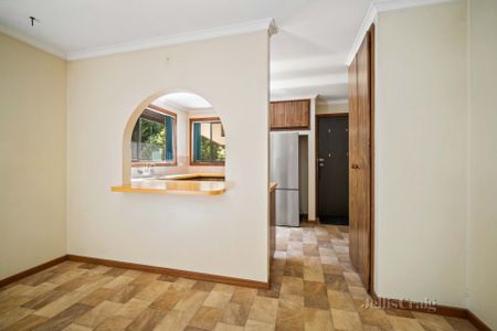 60 S E C Road, Warrenheip - Photo 4